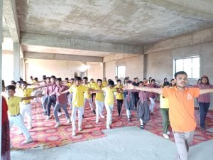 आर्य वीर दल बस्ती में चरित्र निर्माण शिविर प्रारंभ